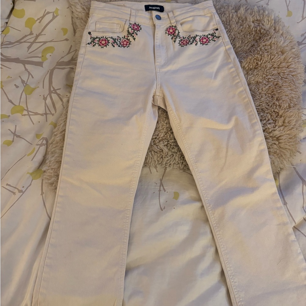 Lucky Brand White Straight-Leg Jeans with Pink Floral Embroidery